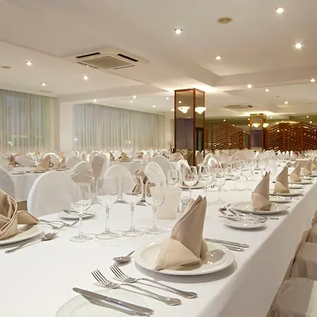 Lancelot Hotel 3*