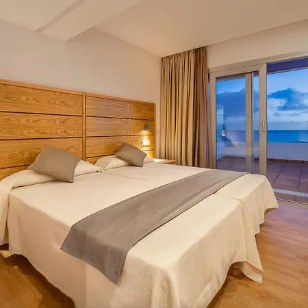 Lancelot Hotel 3*