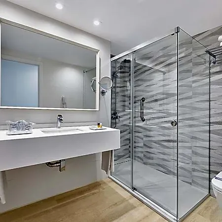 Otel Lancelot