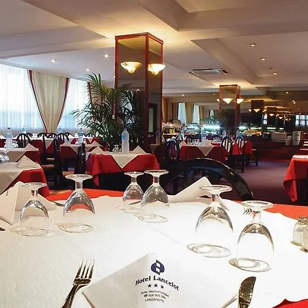 Hotel Lancelot 3*