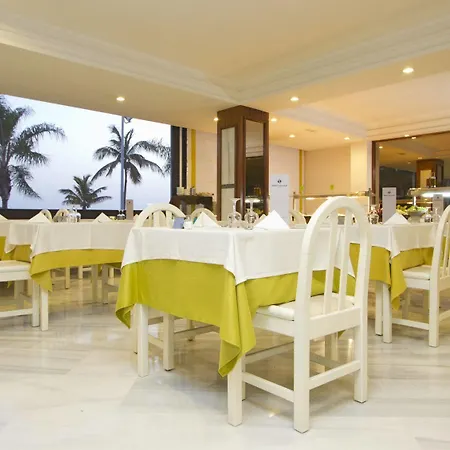 Lancelot Hotel